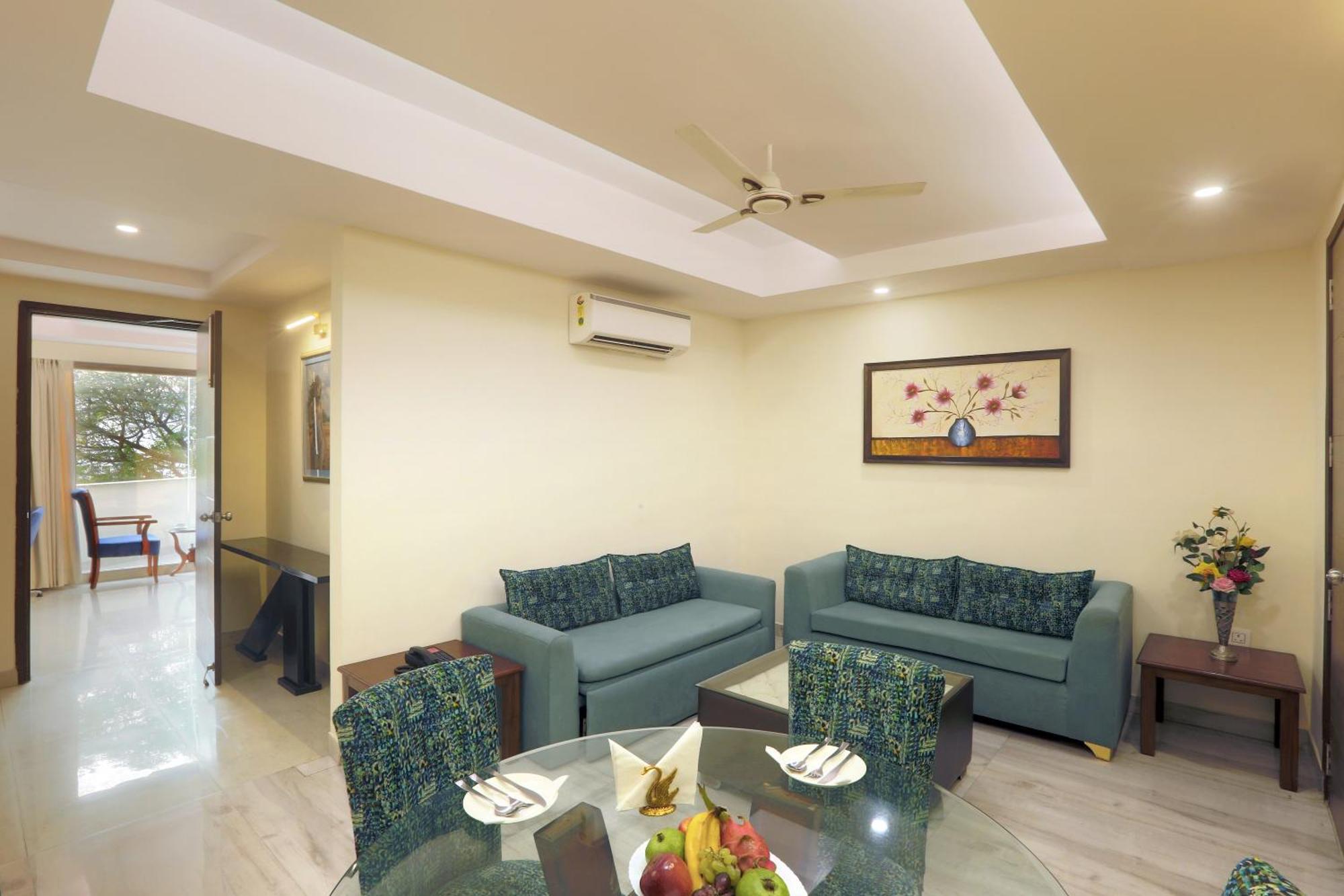 Hotel Aerostay Residency Igi Airport Delhi Нью-Дели Экстерьер фото