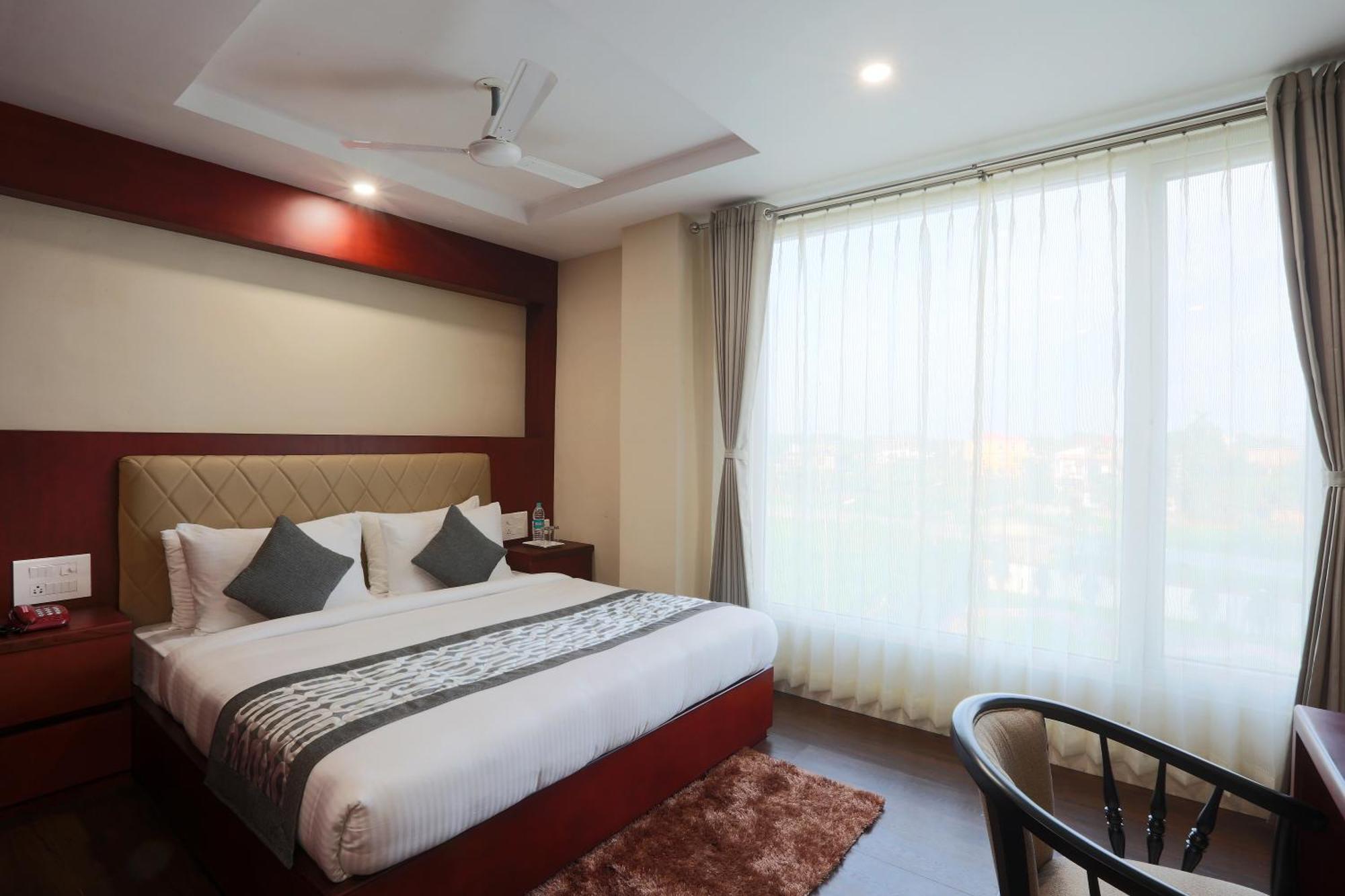 Hotel Aerostay Residency Igi Airport Delhi Нью-Дели Экстерьер фото