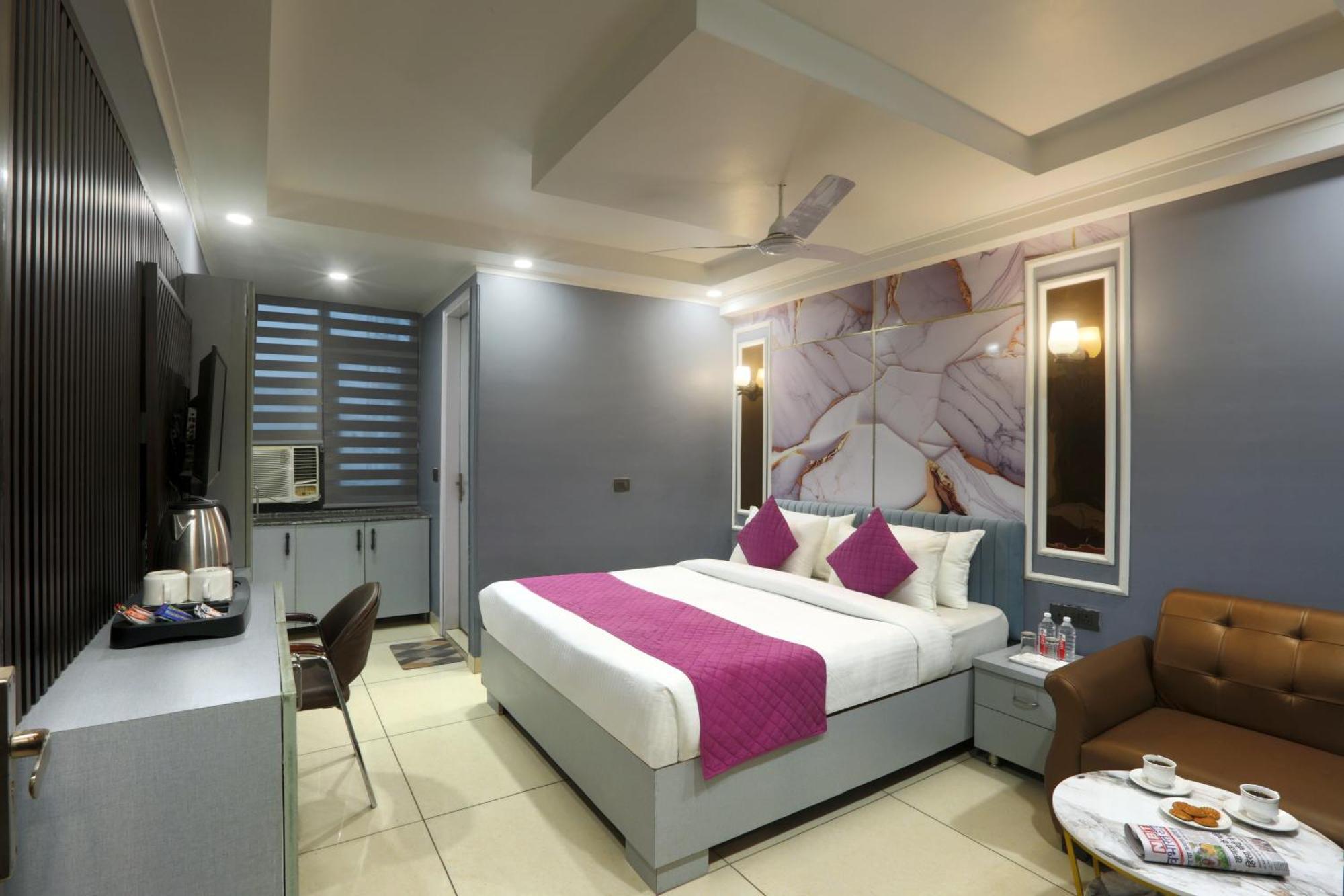 Hotel Aerostay Residency Igi Airport Delhi Нью-Дели Экстерьер фото