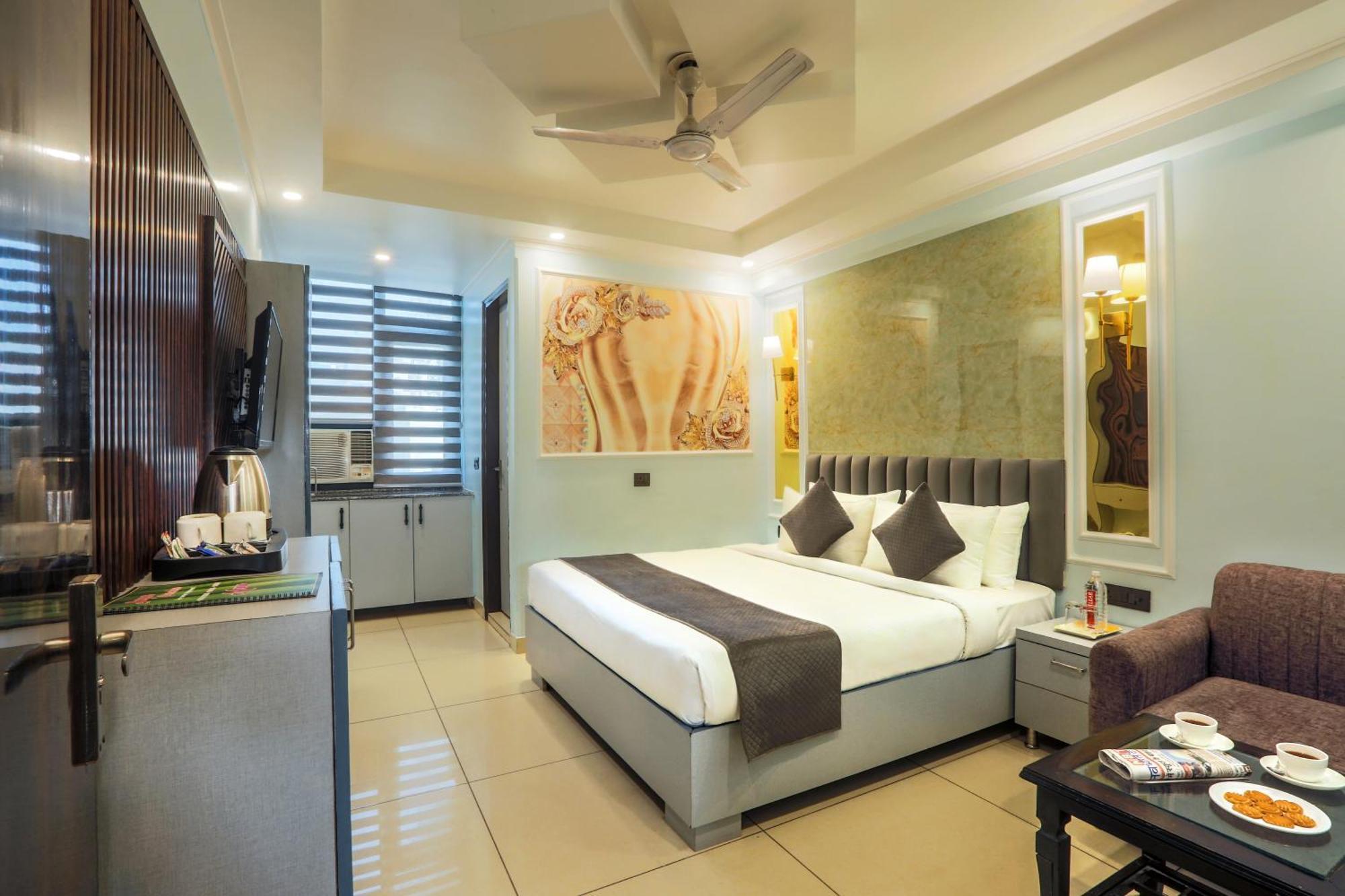 Hotel Aerostay Residency Igi Airport Delhi Нью-Дели Экстерьер фото